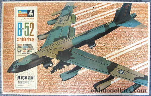 Monogram 1/72 Boeing B-52D Stratofortress With Jet Sound, PA215 plastic model kit